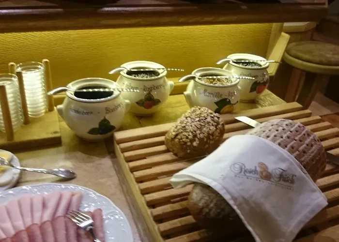 Rosengarten בית הארחה