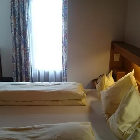玫瑰园旅馆 招待所 图克斯